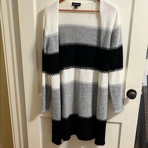Patterned Striped Cardigan - Black, Gray, White
